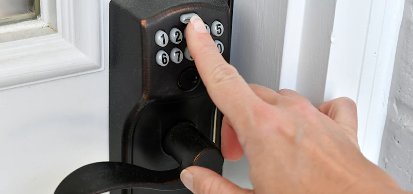 High-security Code Lock Ideas in Valrico, Florida